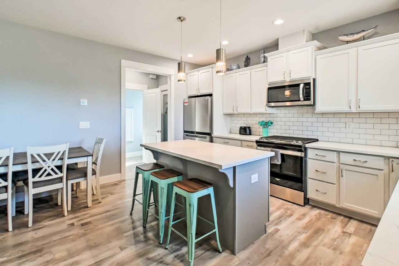 Ocean Shores Getaway With Fireplace And Hot Tub! Εξωτερικό φωτογραφία