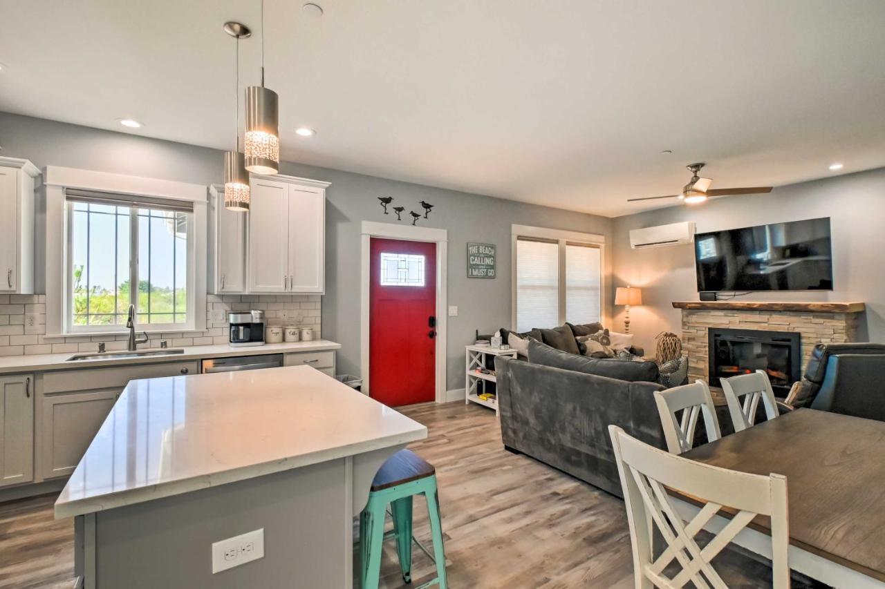 Ocean Shores Getaway With Fireplace And Hot Tub! Εξωτερικό φωτογραφία