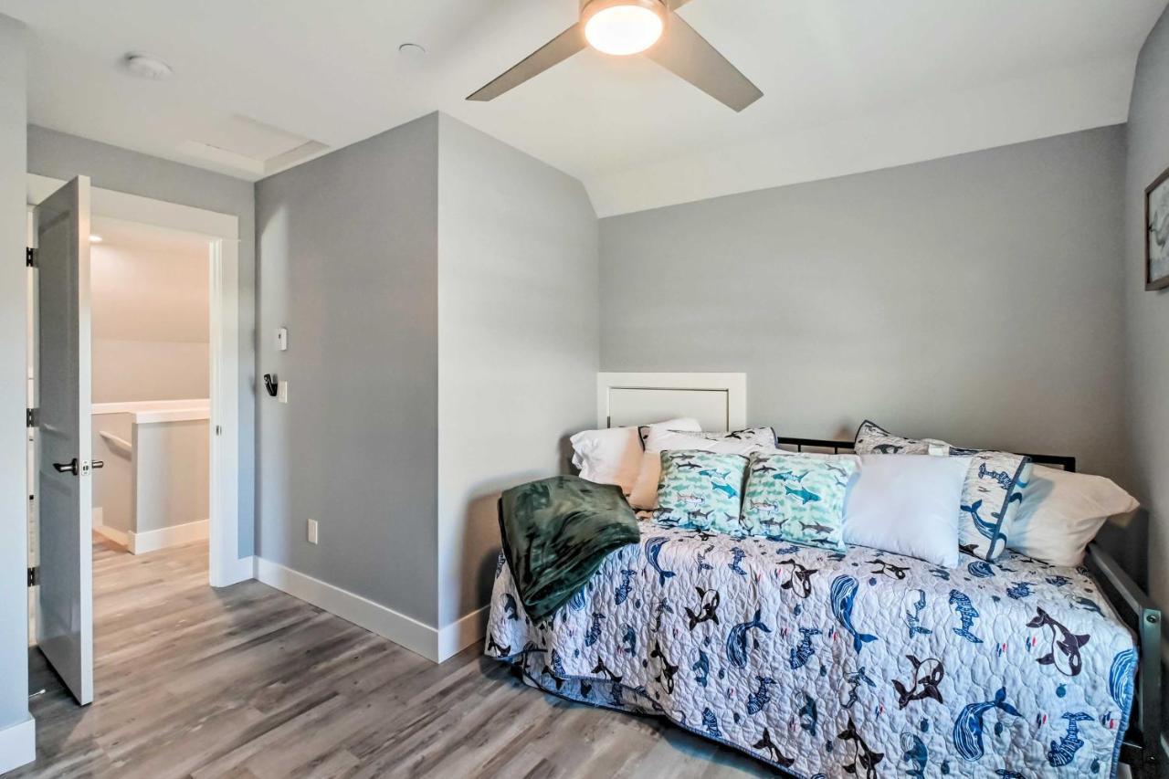 Ocean Shores Getaway With Fireplace And Hot Tub! Εξωτερικό φωτογραφία