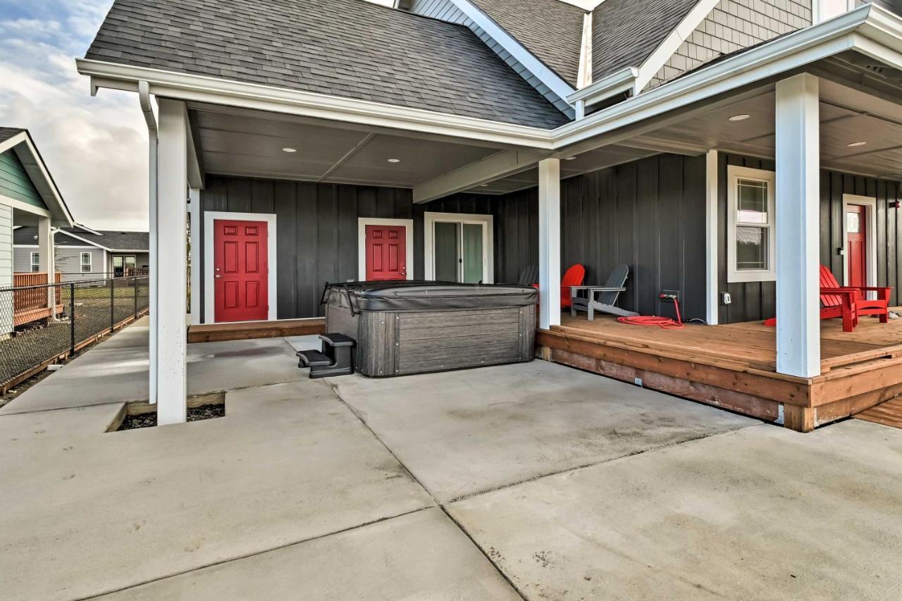 Ocean Shores Getaway With Fireplace And Hot Tub! Εξωτερικό φωτογραφία